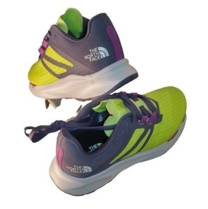 EUC The North Women's Vectiv  Eminus Trail Running Shoes Size  7.5